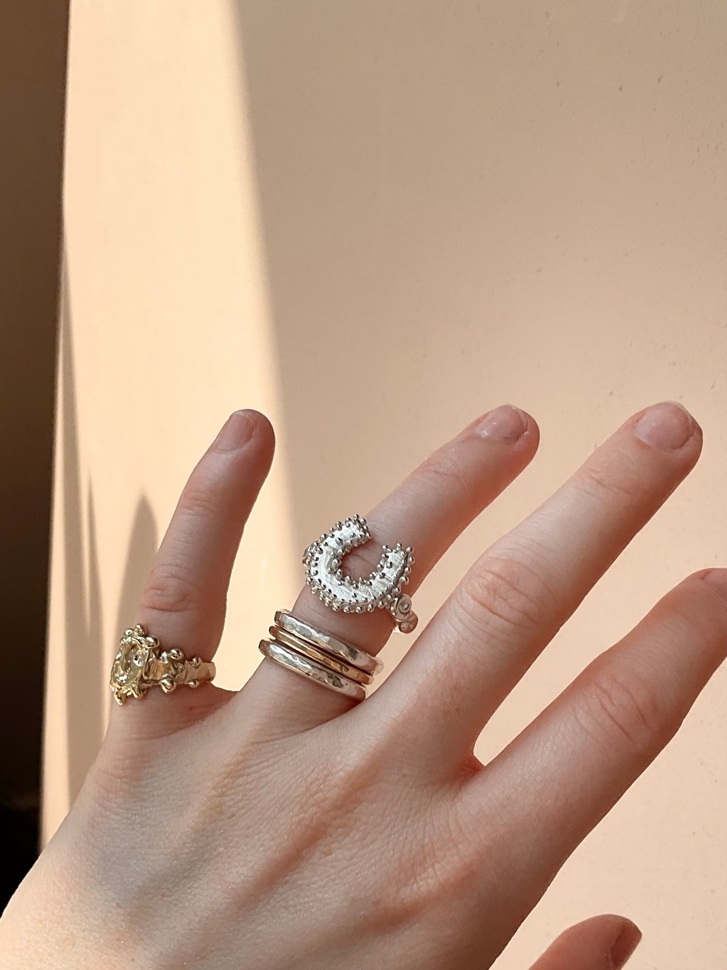 Fair winds ring