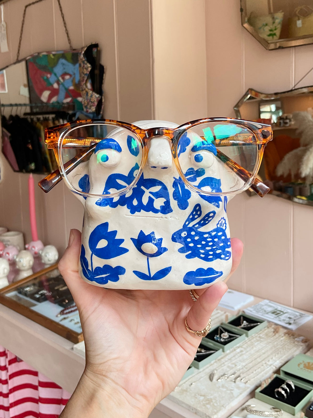 Delftware Glasses Holder