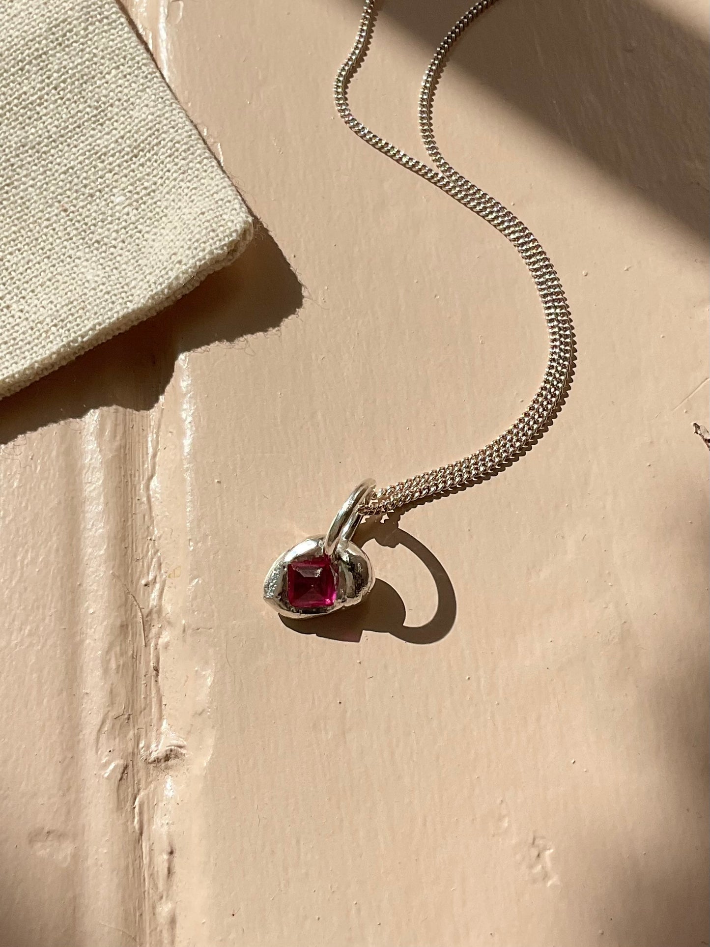 Juicy Red Charm