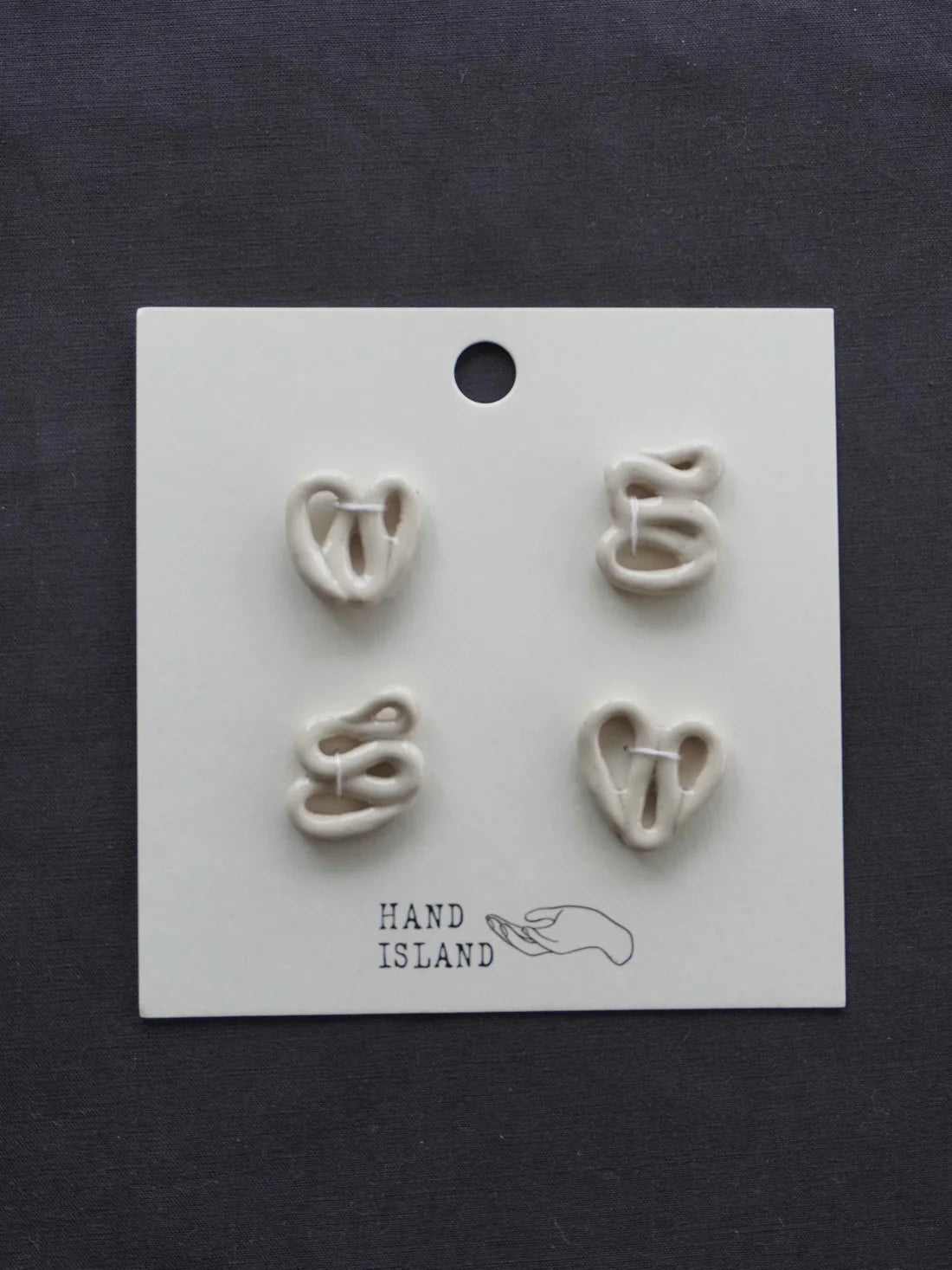 COIL Button, white