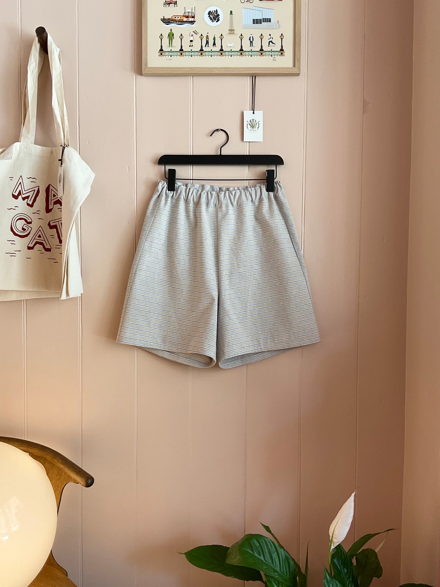 Alex shorts, Ticking stripe
