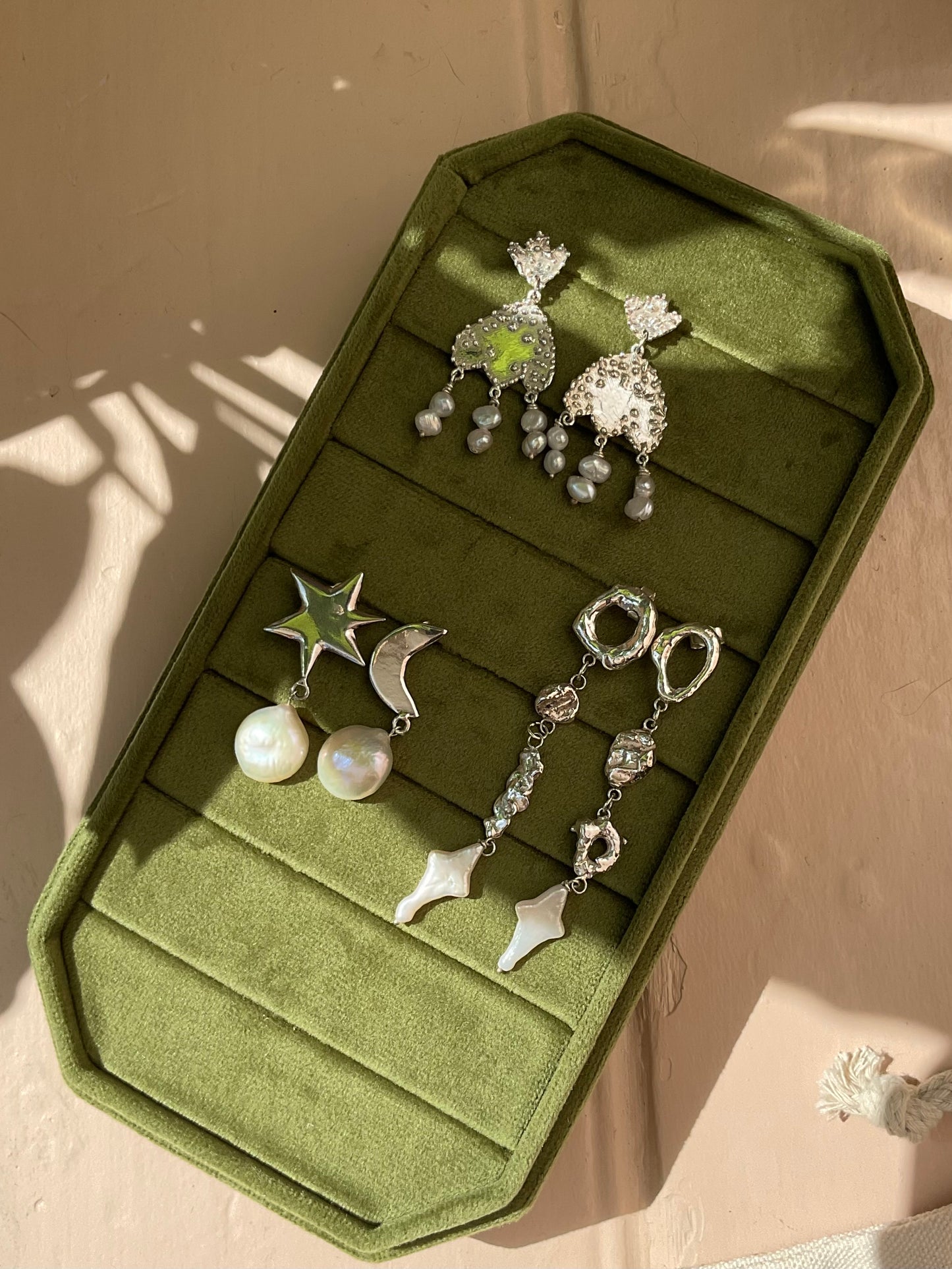 Hagstone Pearl Earrings