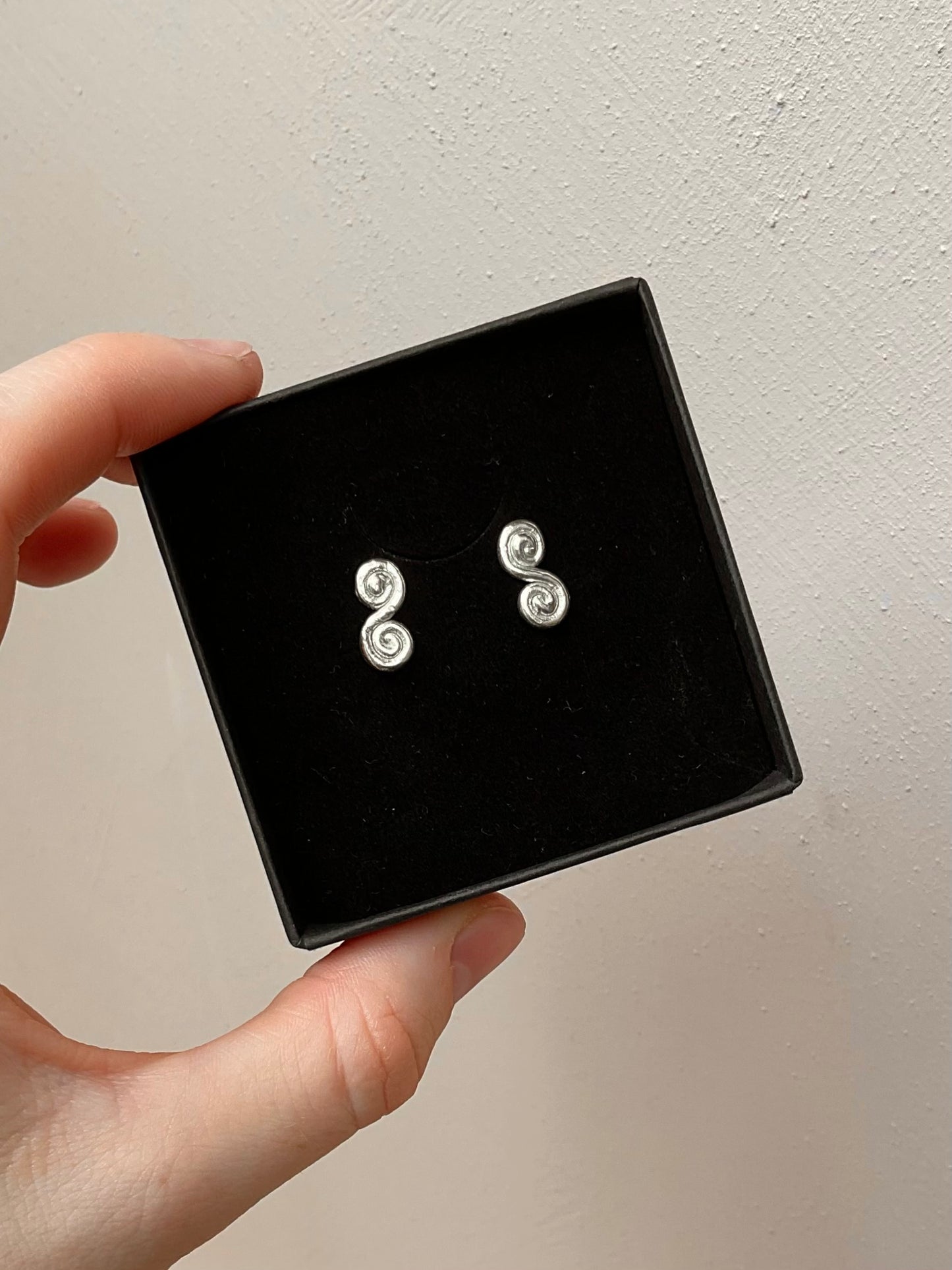 Ripple earrings