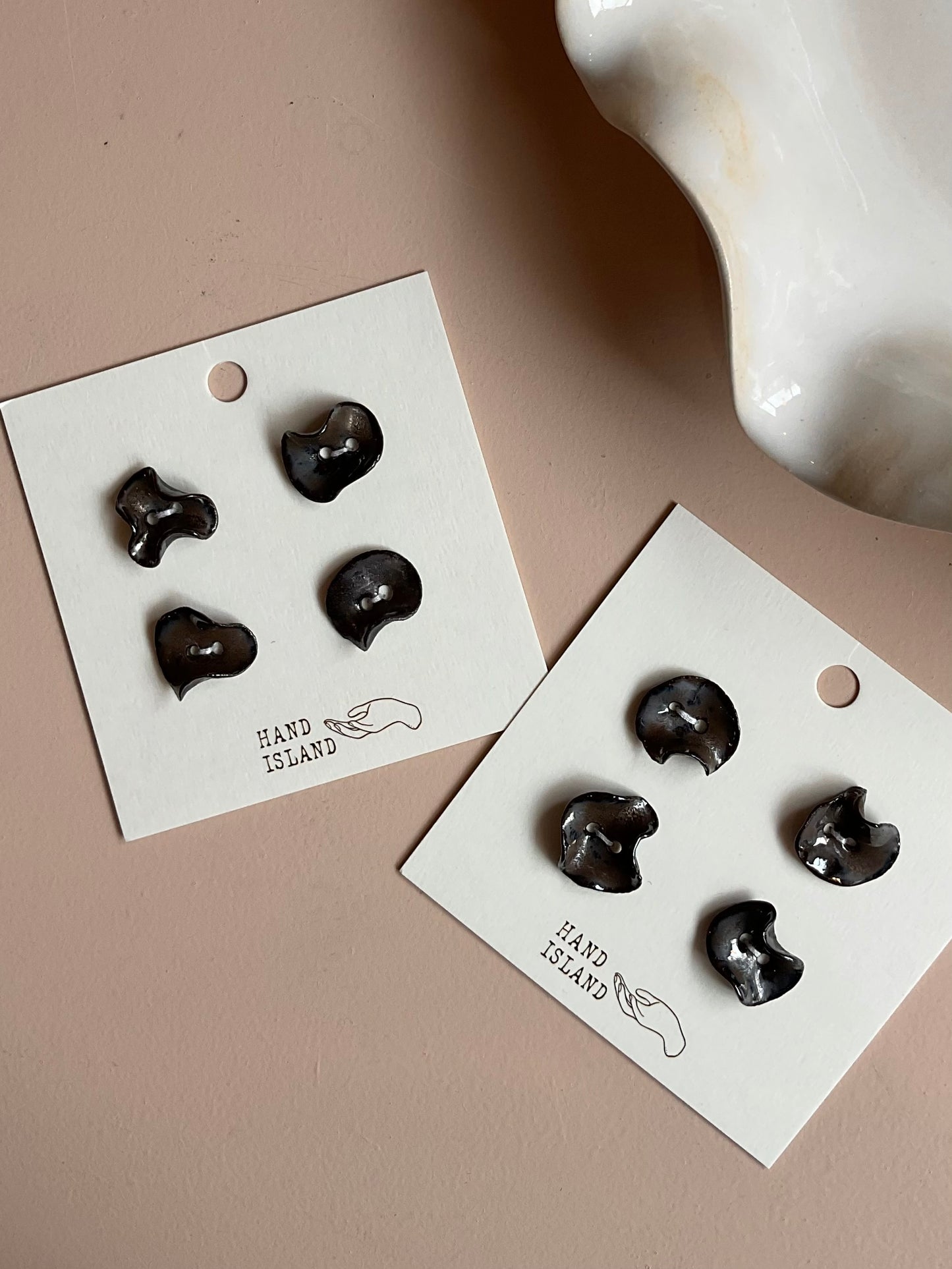 FLOW Button, black