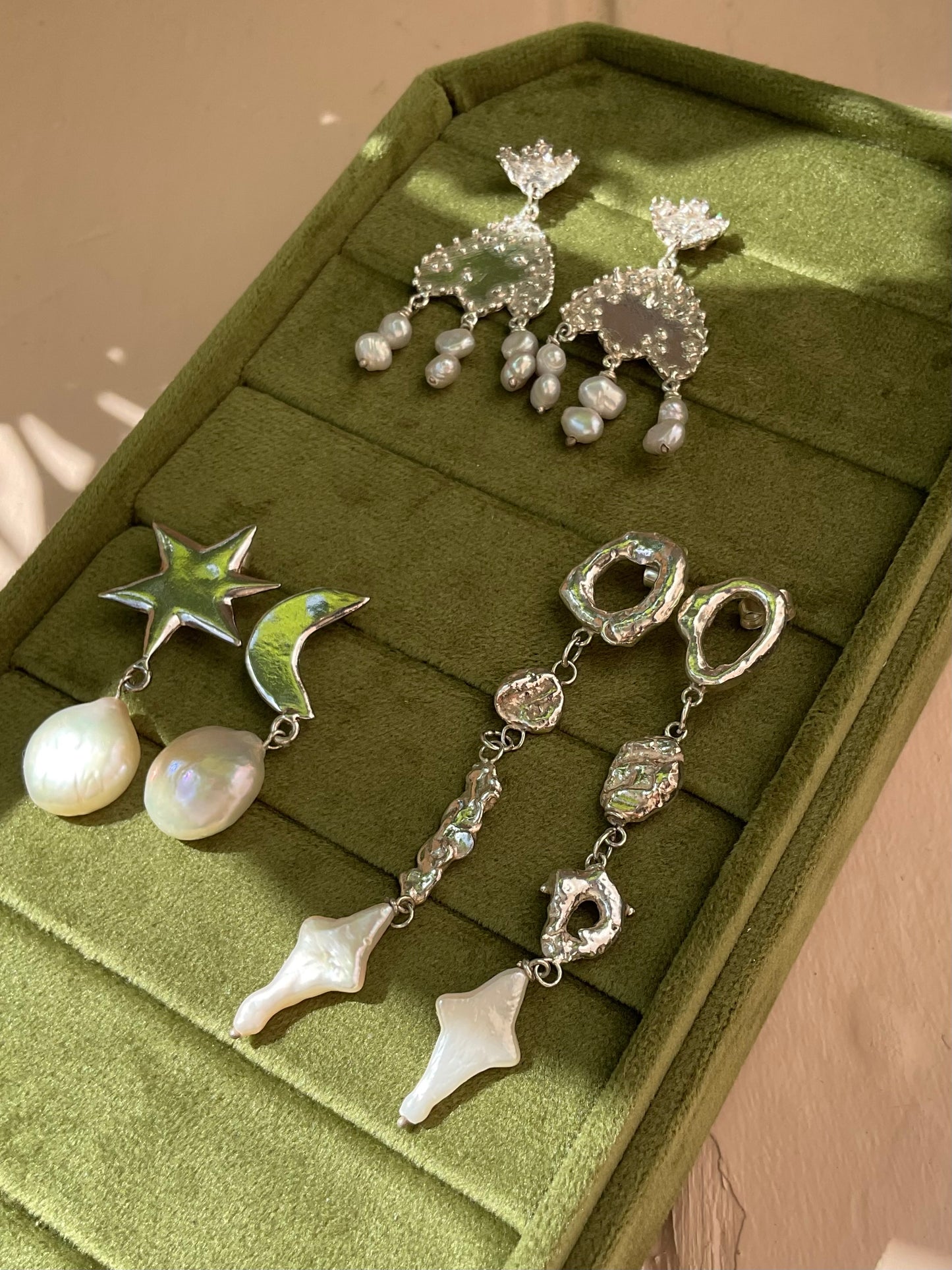Hagstone Pearl Earrings