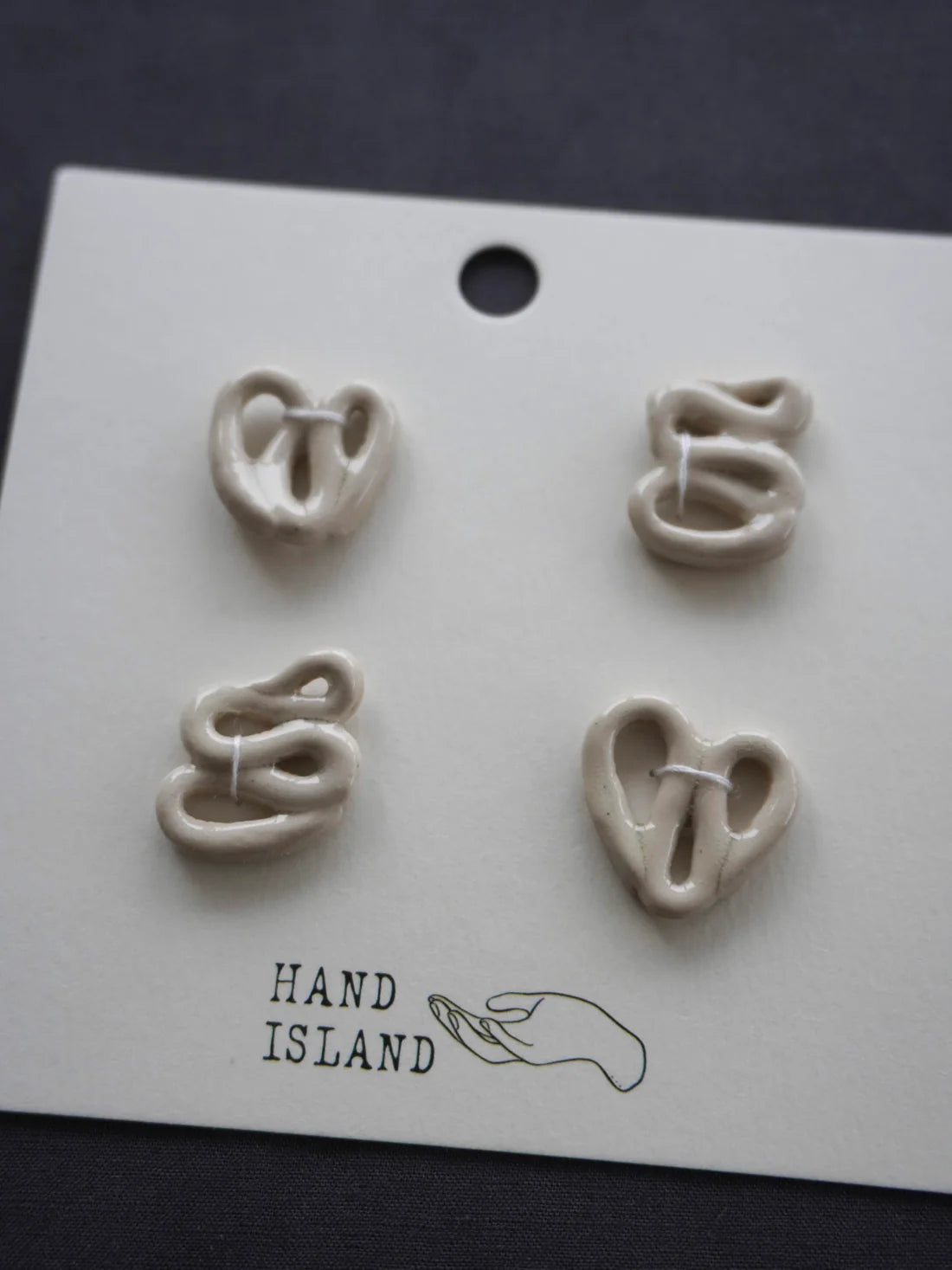 COIL Button, white