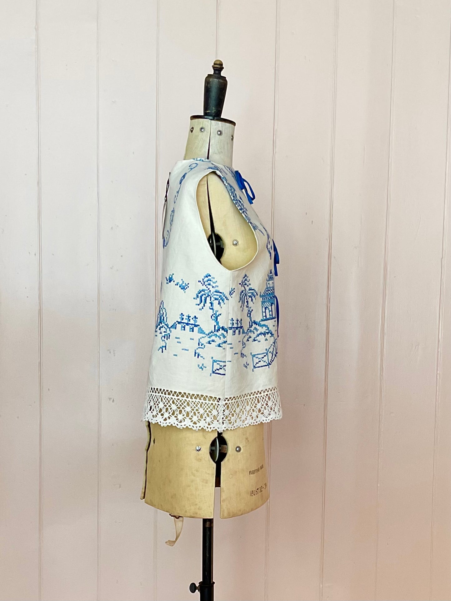 Jess vest 1, reworked vintage
