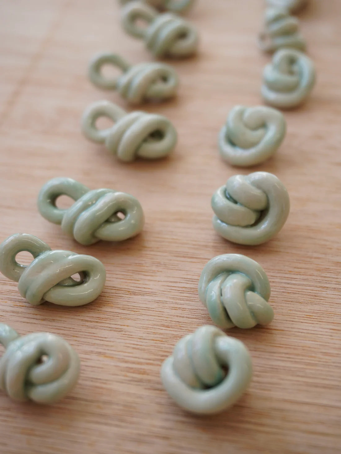 KNOT Button - Lake Green