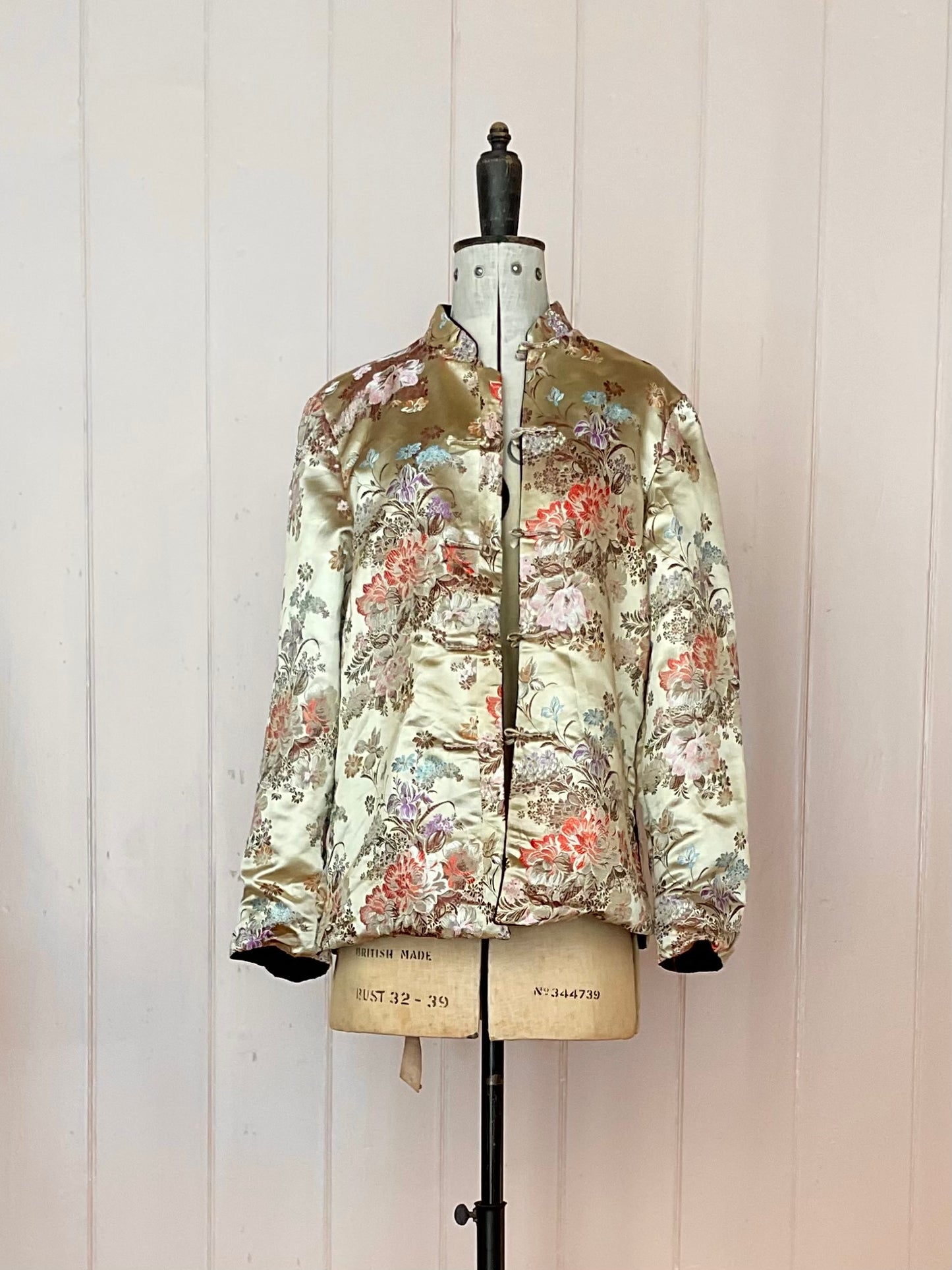 Vintage, reversible silk and velvet jacket