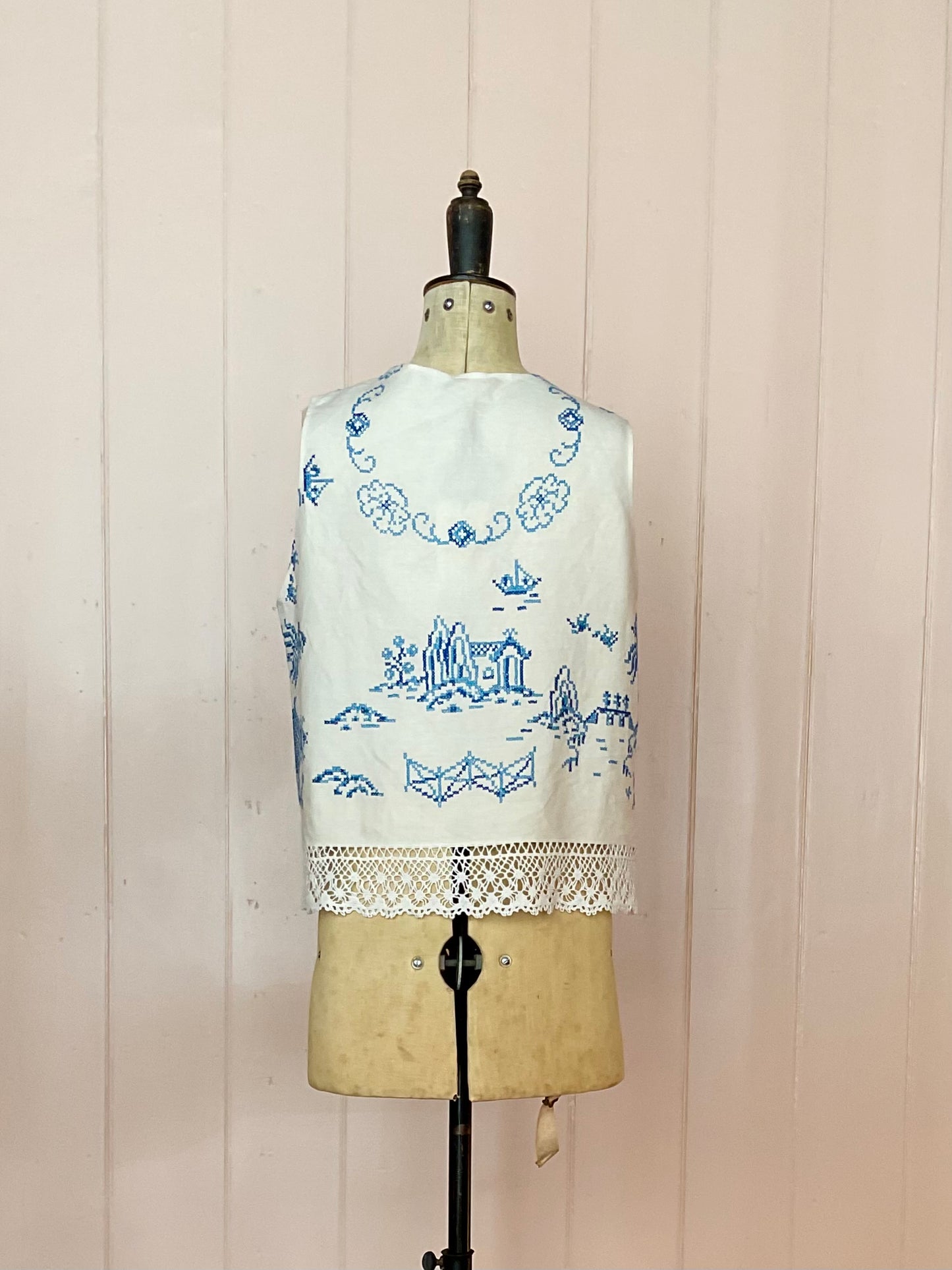 Jess vest 1, reworked vintage