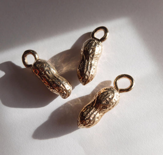 Peanut charm, silver