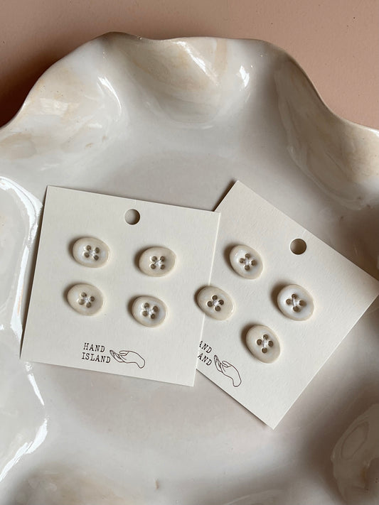 Pebble button - YU