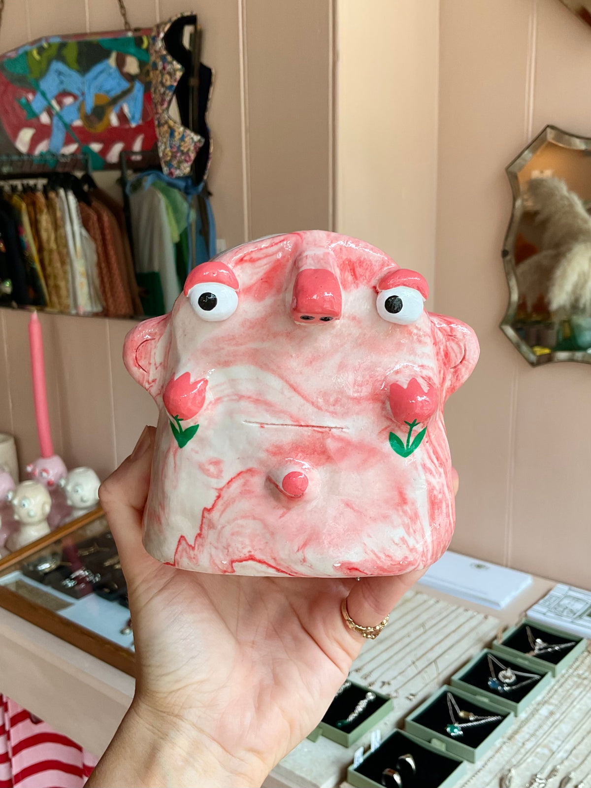 Raspberry Ripple Glasses Holder