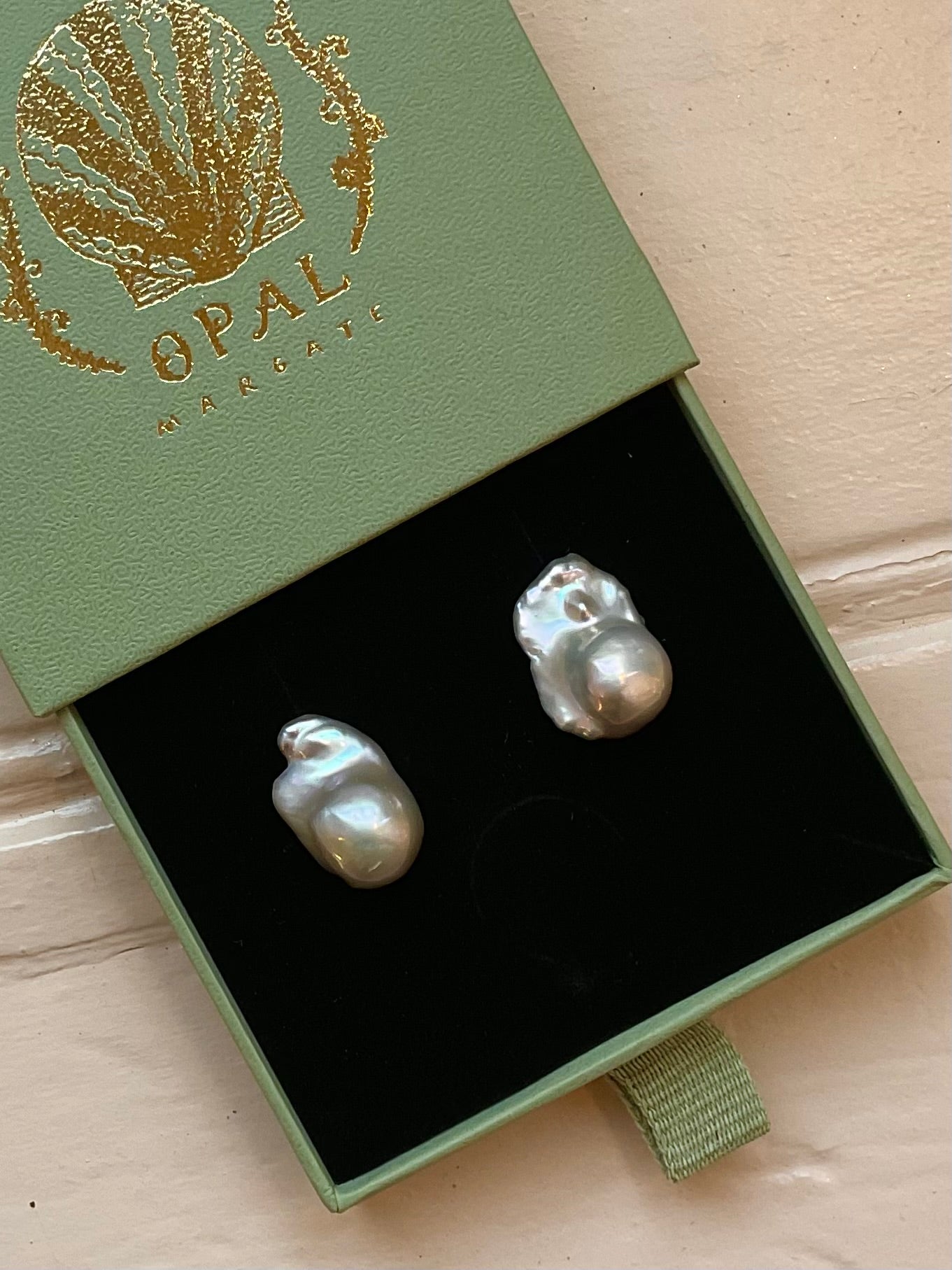Grey freshwater pearl earrings