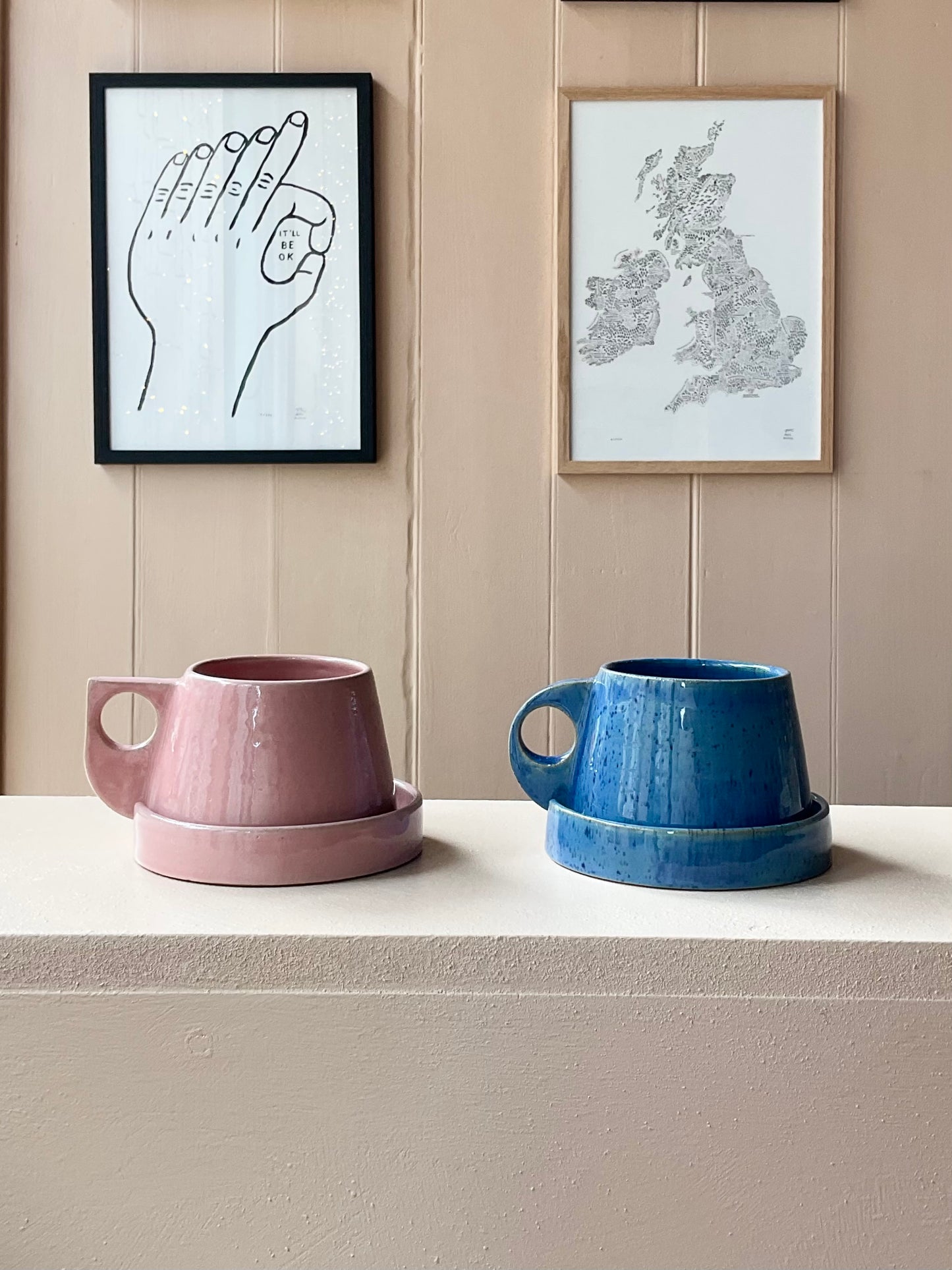 Cup and saucer set
