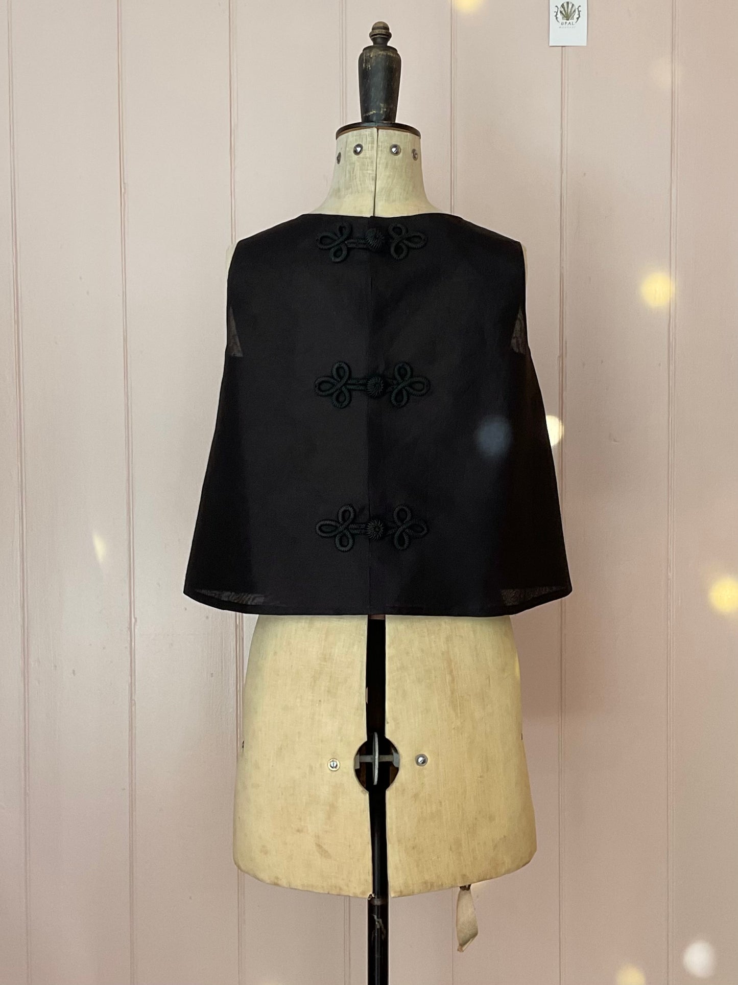 Otis Swing Top