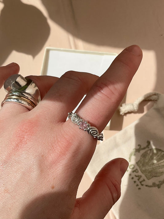 Spiralling Ring