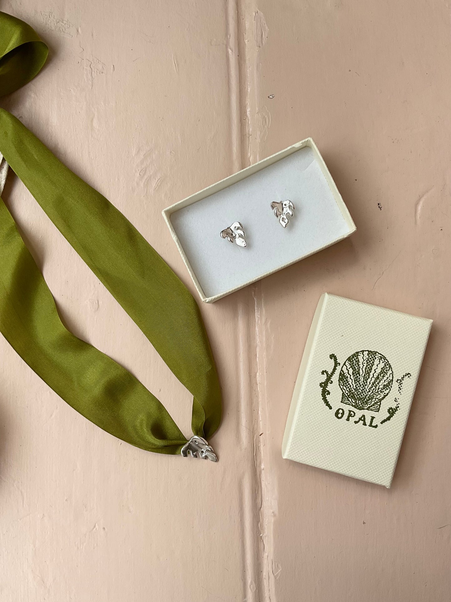 Green Fingers Earrings
