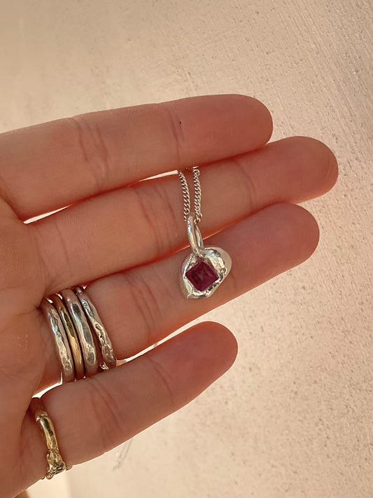 Juicy Red Charm